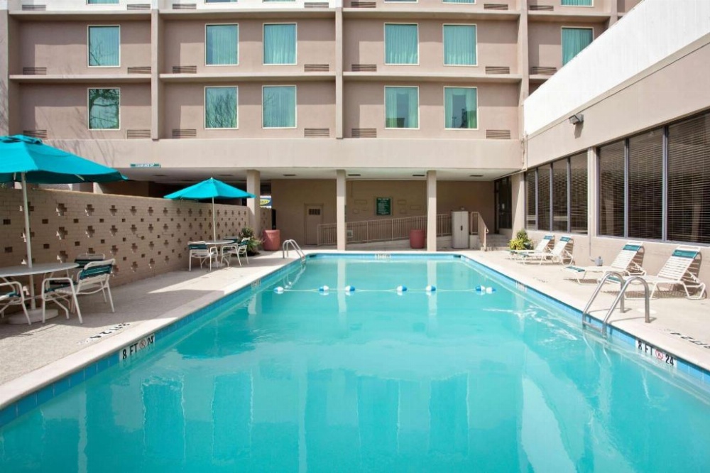 La Quinta Inn & Suites by Wyndham Downtown Conference Center Image 29